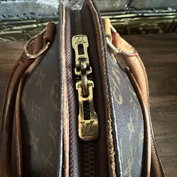 Vintage Louis Vuitton 1998 Monogram Ellipse MM Bag - Picture 8 of 16